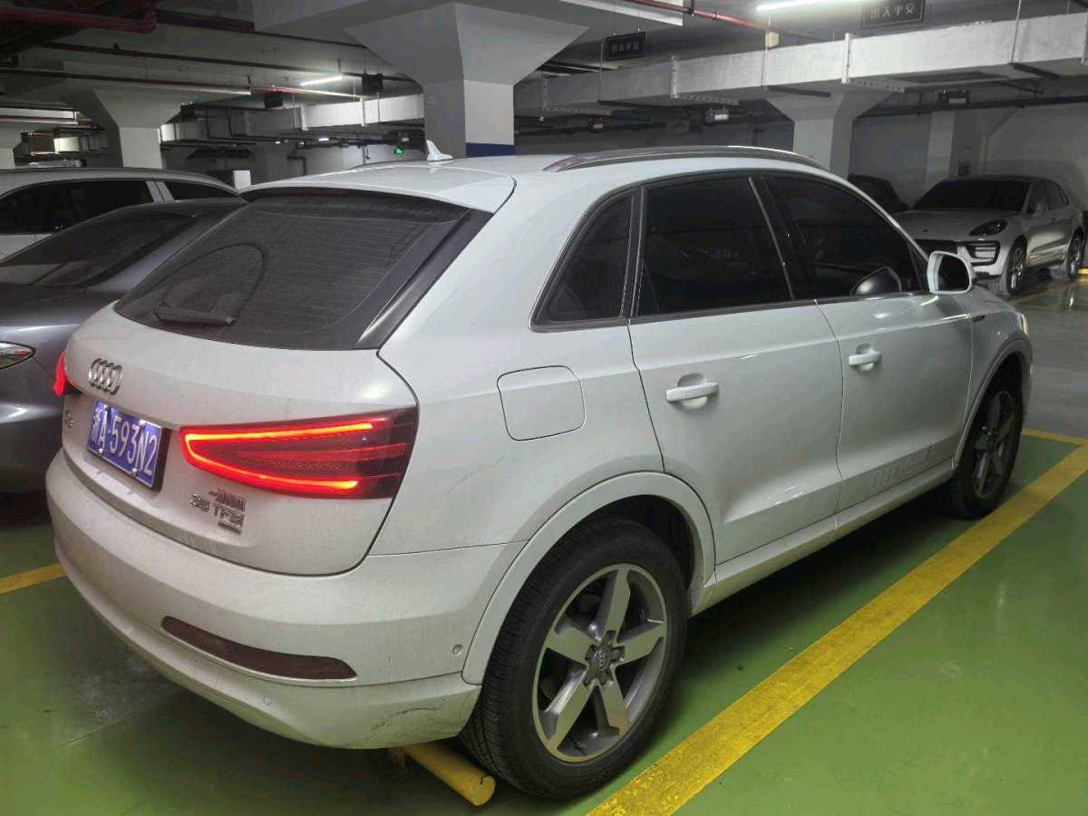 奧迪 奧迪Q3  2015款 35 TFSI quattro 豪華型圖片