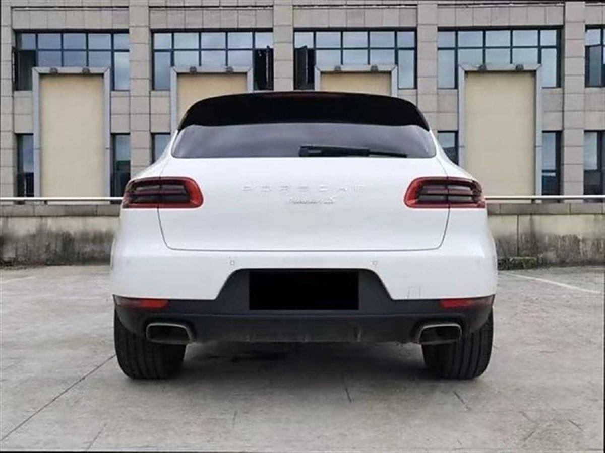 保時(shí)捷 Macan  2014款 Macan 2.0T圖片