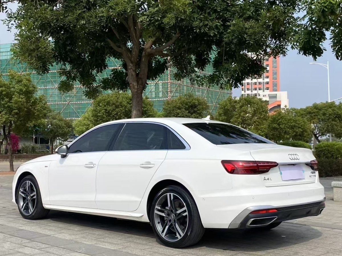 2020年9月奧迪 奧迪A4L  2020款 40 TFSI 豪華動(dòng)感型