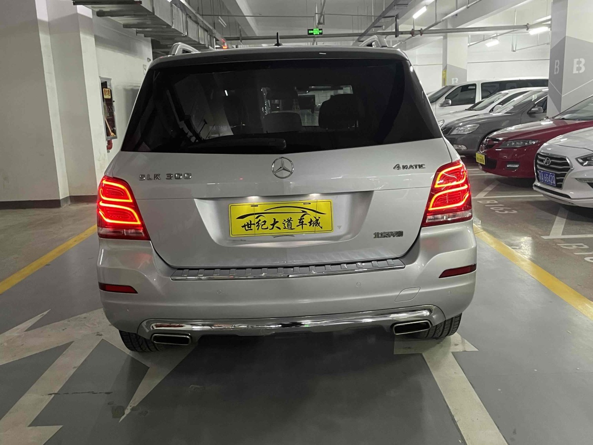 奔馳 奔馳GLK級  2013款 改款 GLK 300 4MATIC 時尚型圖片