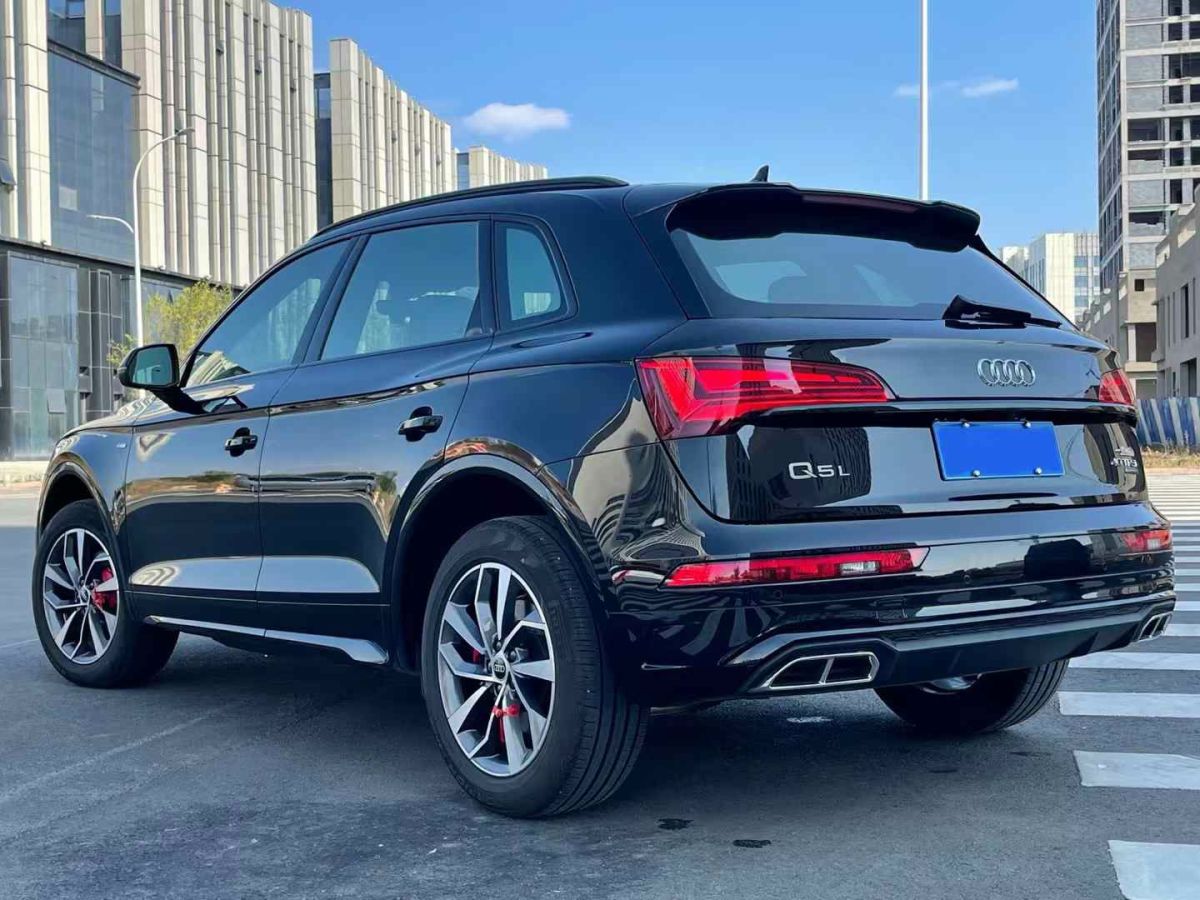 奧迪 奧迪Q5L  2024款 40 TFSI 豪華動(dòng)感型圖片