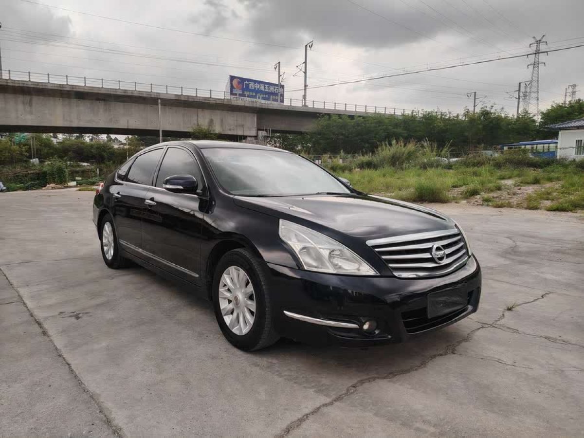 日產(chǎn) 天籟  2010款 2.0L XL周年紀(jì)念版圖片