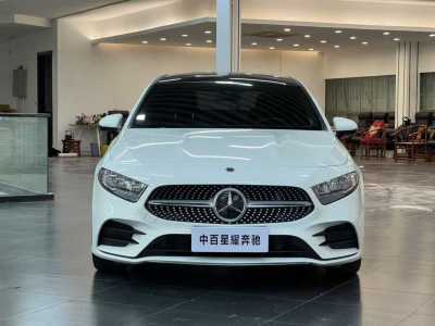 2022年11月 奔馳 奔馳A級(jí) 改款 A 180 L 運(yùn)動(dòng)轎車圖片