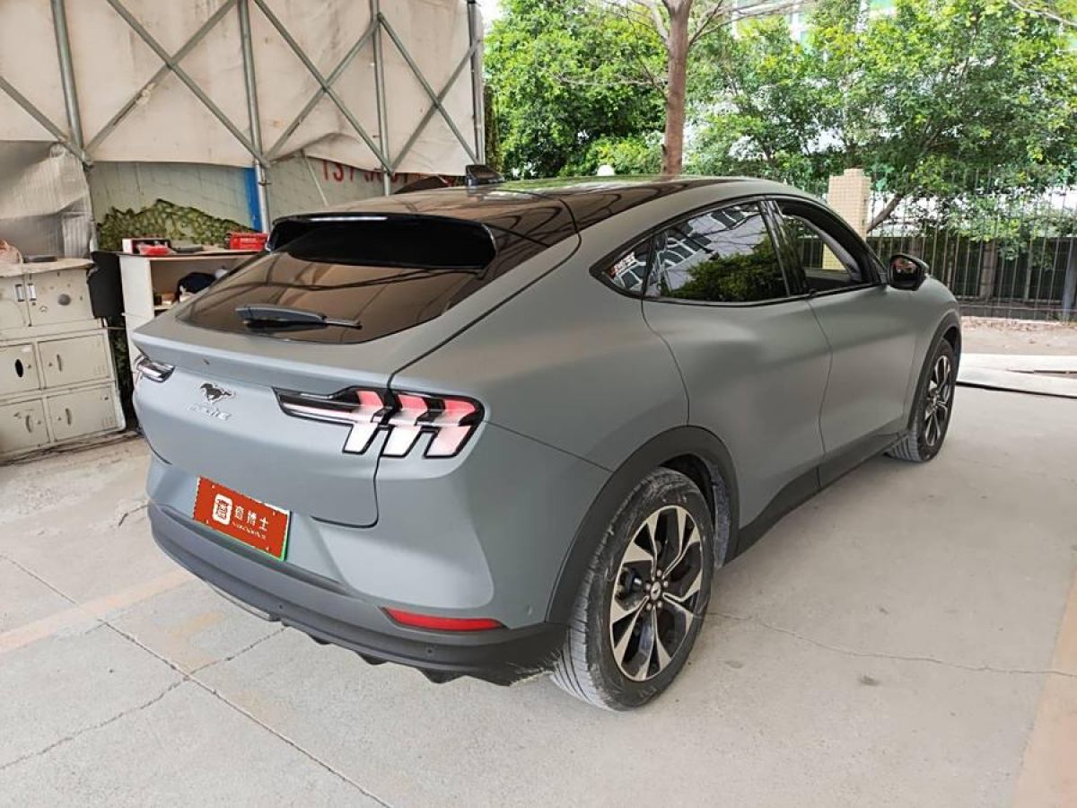 福特 Mustang Mach-E  2021款 標準續(xù)航后驅(qū)版圖片