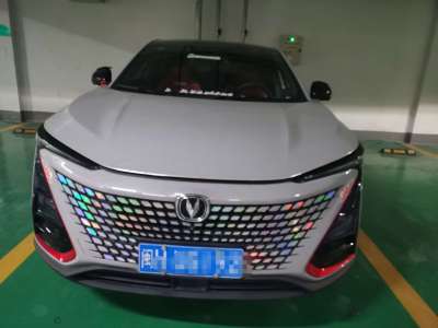 2021年02月 長(zhǎng)安 UNI-T 1.5T 豪華型圖片