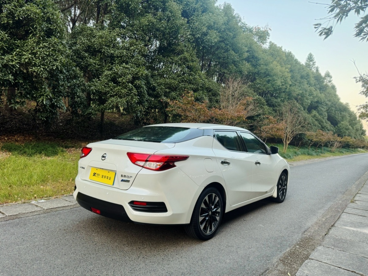 日產(chǎn) LANNIA 藍鳥  2019款 1.6L CVT智聯(lián)智酷版 國V圖片