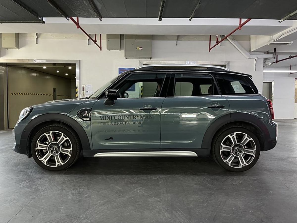 MINI COUNTRYMAN  2023款 2.0T COOPER S ALL4 鑒賞家圖片