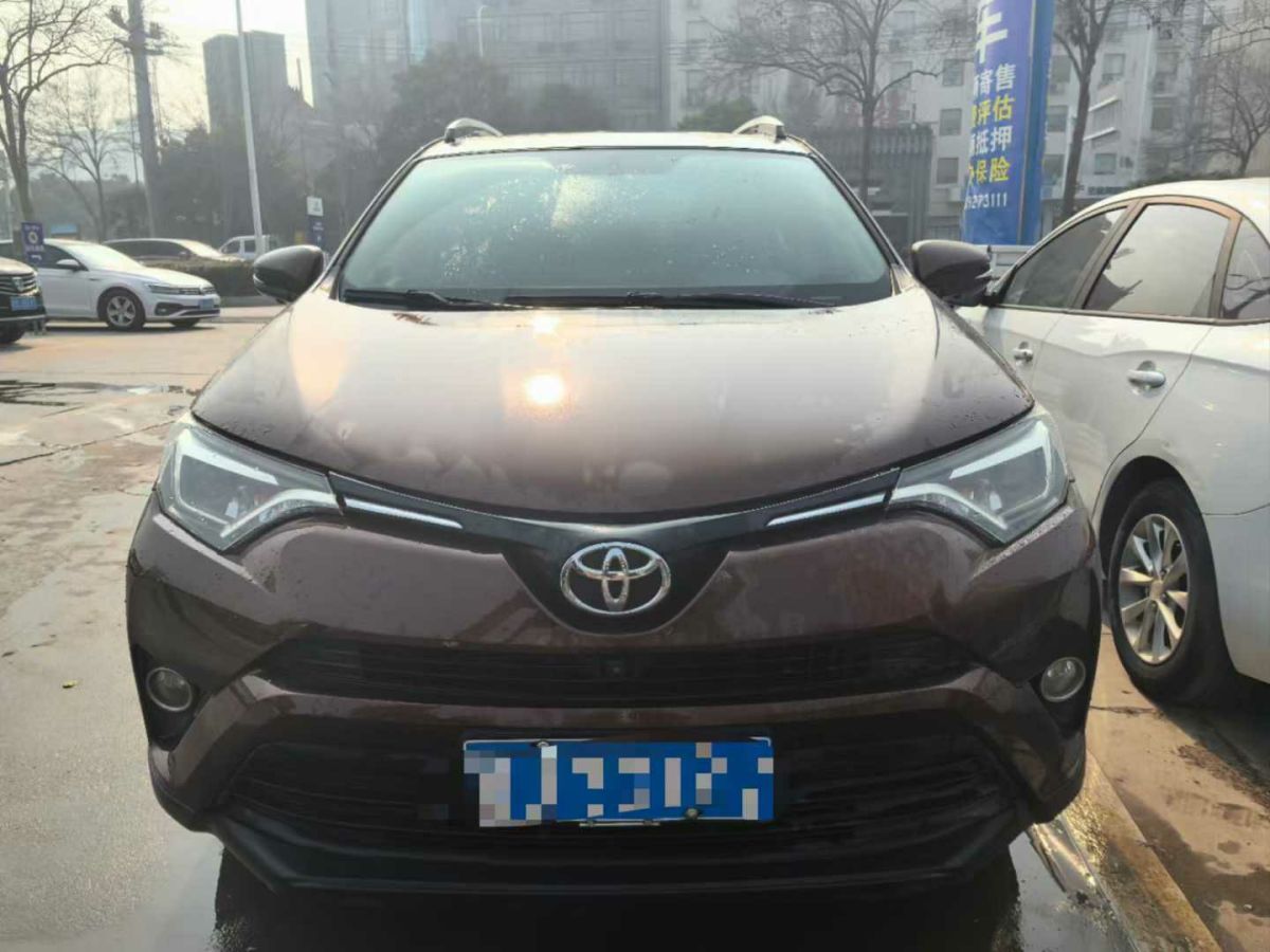 豐田 RAV4 圖片