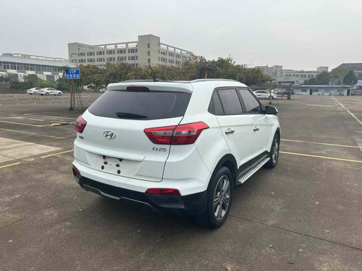 現(xiàn)代 ix25  2017款 1.4T 自動尊貴型圖片