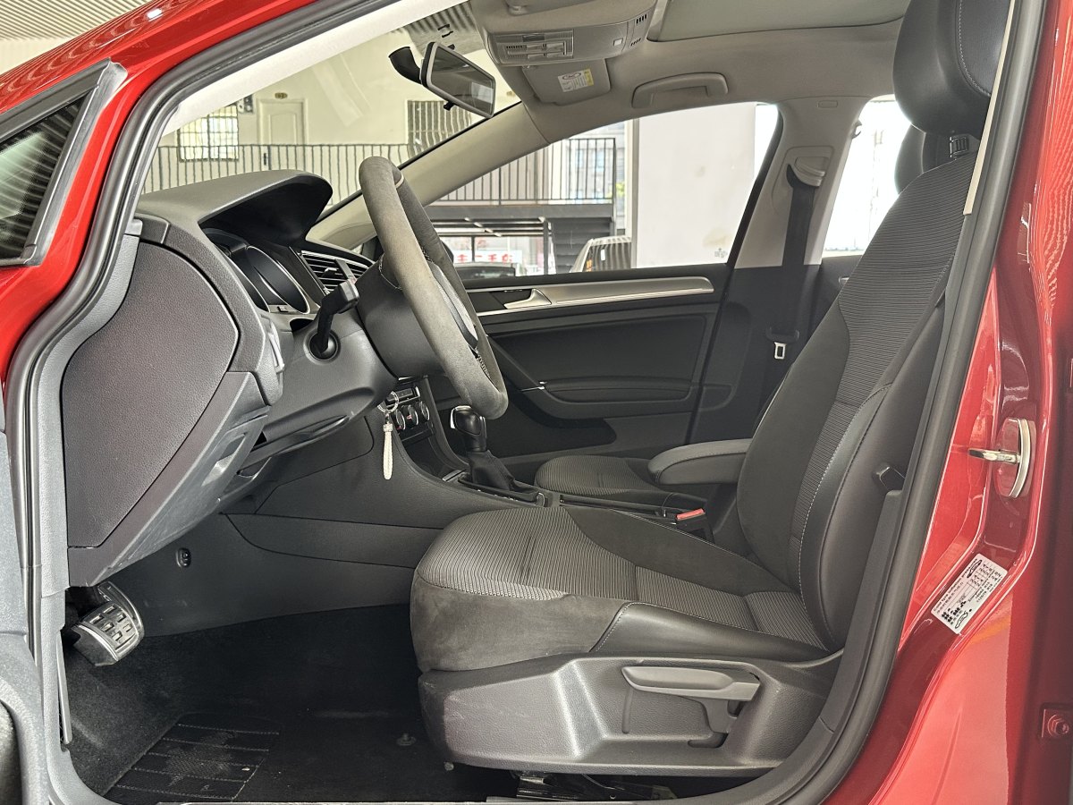 大眾 高爾夫  2018款 230TSI 自動舒適型圖片