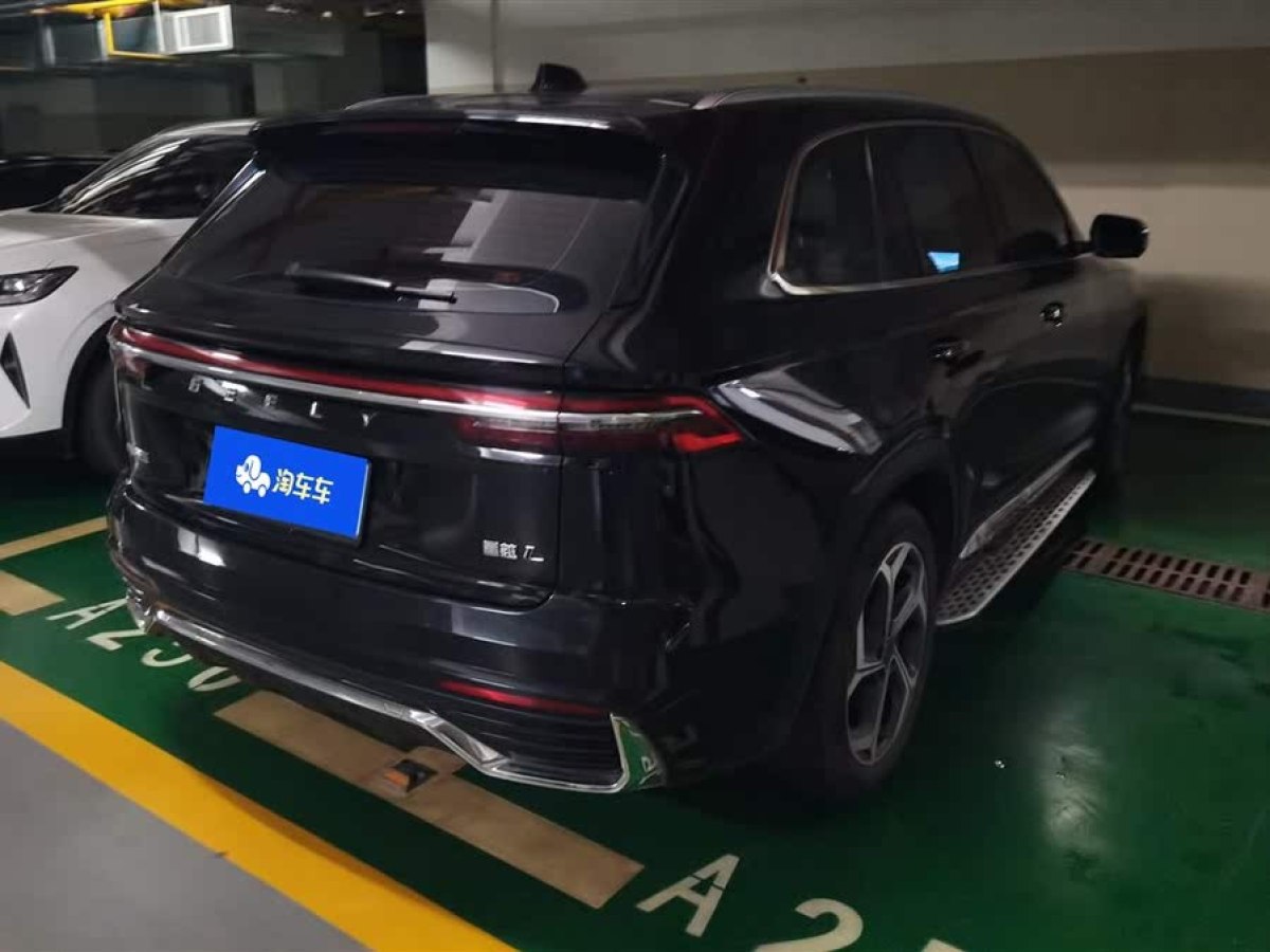 吉利 星越L  2021款 2.0TD DCT EVO兩驅(qū)尊貴型圖片