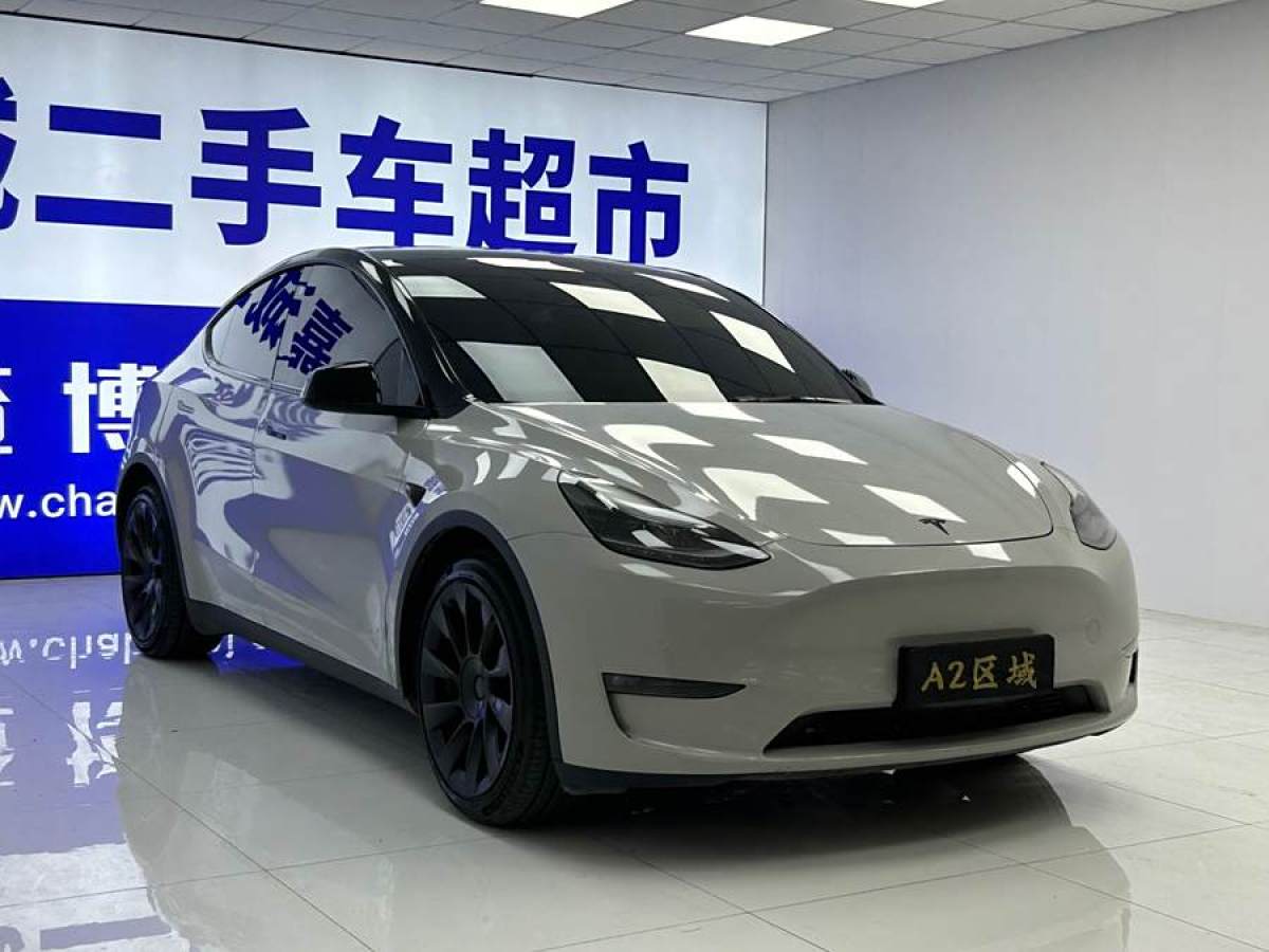 特斯拉 Model 3  2021款 改款 標(biāo)準(zhǔn)續(xù)航后驅(qū)升級(jí)版圖片