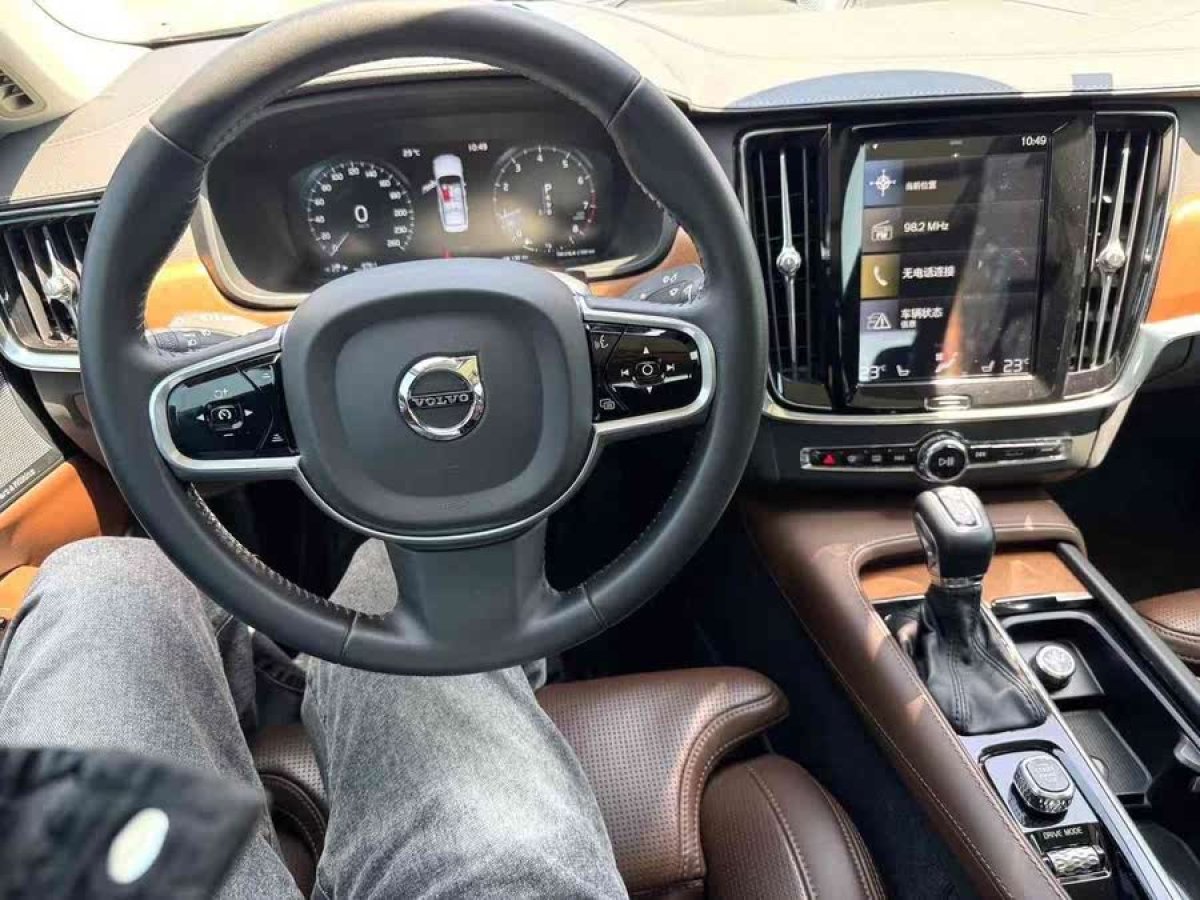 沃爾沃 S90  2017款 T5 智尊版圖片