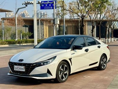 2021年10月 現(xiàn)代 伊蘭特 1.5L LUX尊貴版圖片