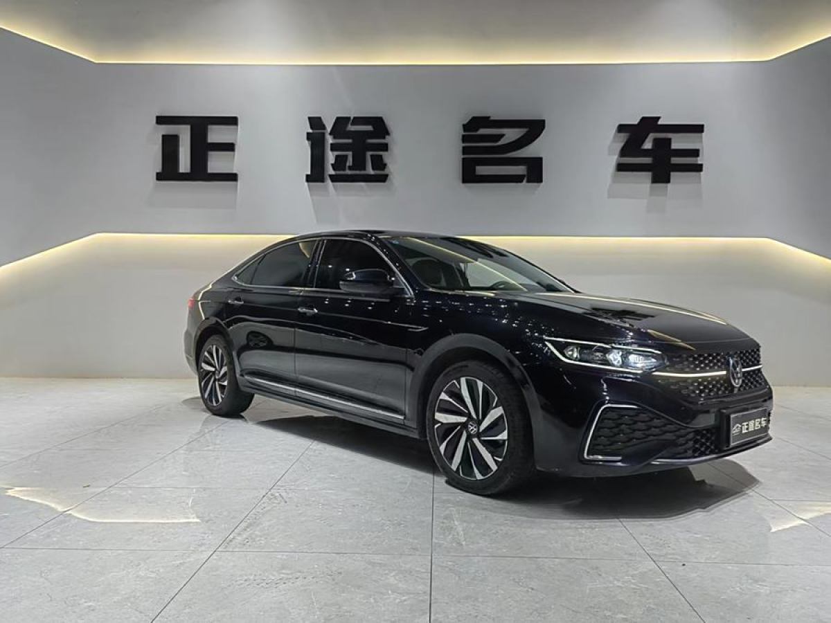 大眾 帕薩特  2022款 330TSI 星空豪華版圖片