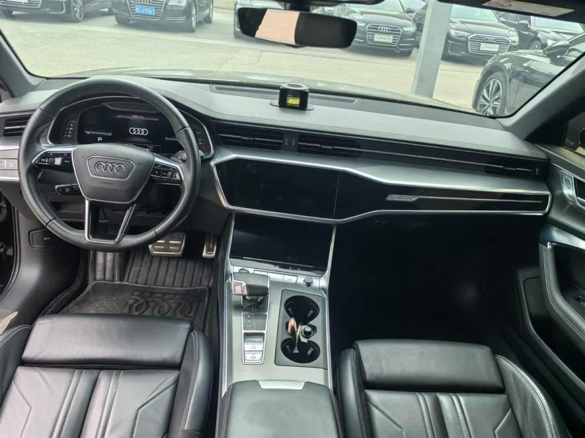 奧迪 奧迪A6  2022款 allroad quattro 探索家 55 TFSI 尊享越野型圖片