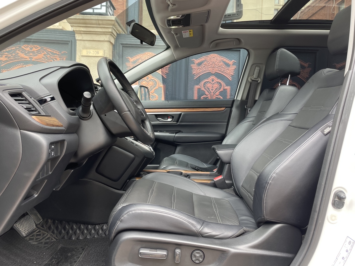 本田 CR-V  2019款 240TURBO CVT兩驅(qū)風(fēng)尚版 國VI圖片