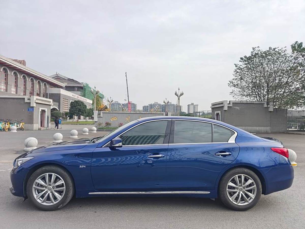 英菲尼迪 Q50L  2015款 2.0T 悅享版圖片