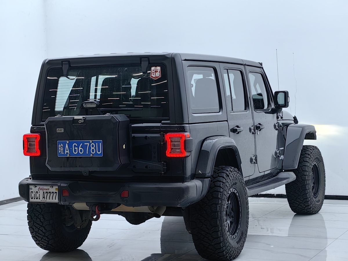 Jeep 牧馬人  2019款 2.0T Sahara 四門版 國VI圖片