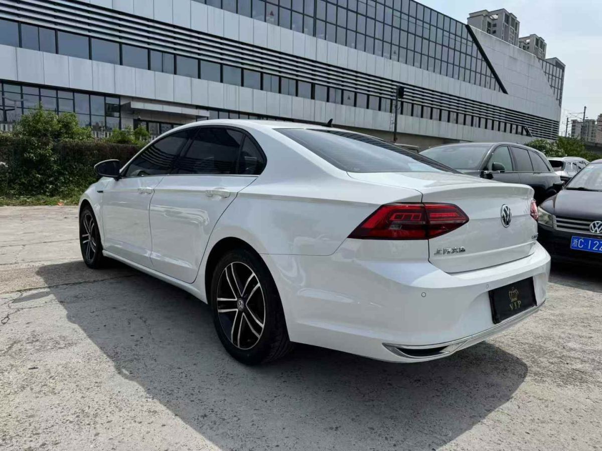 大眾 凌渡 圖片
