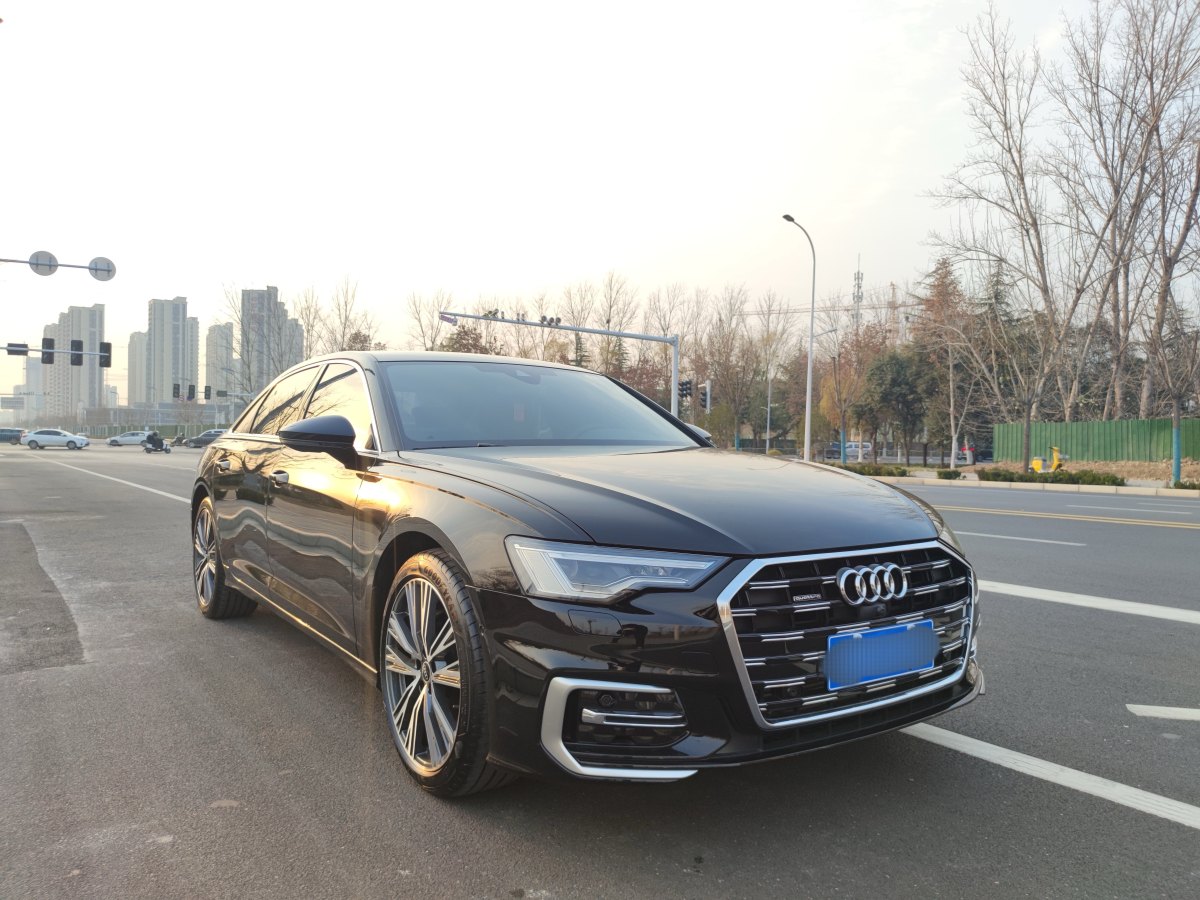 奧迪 奧迪A6L  2023款 改款 45 TFSI quattro 臻選動(dòng)感型圖片