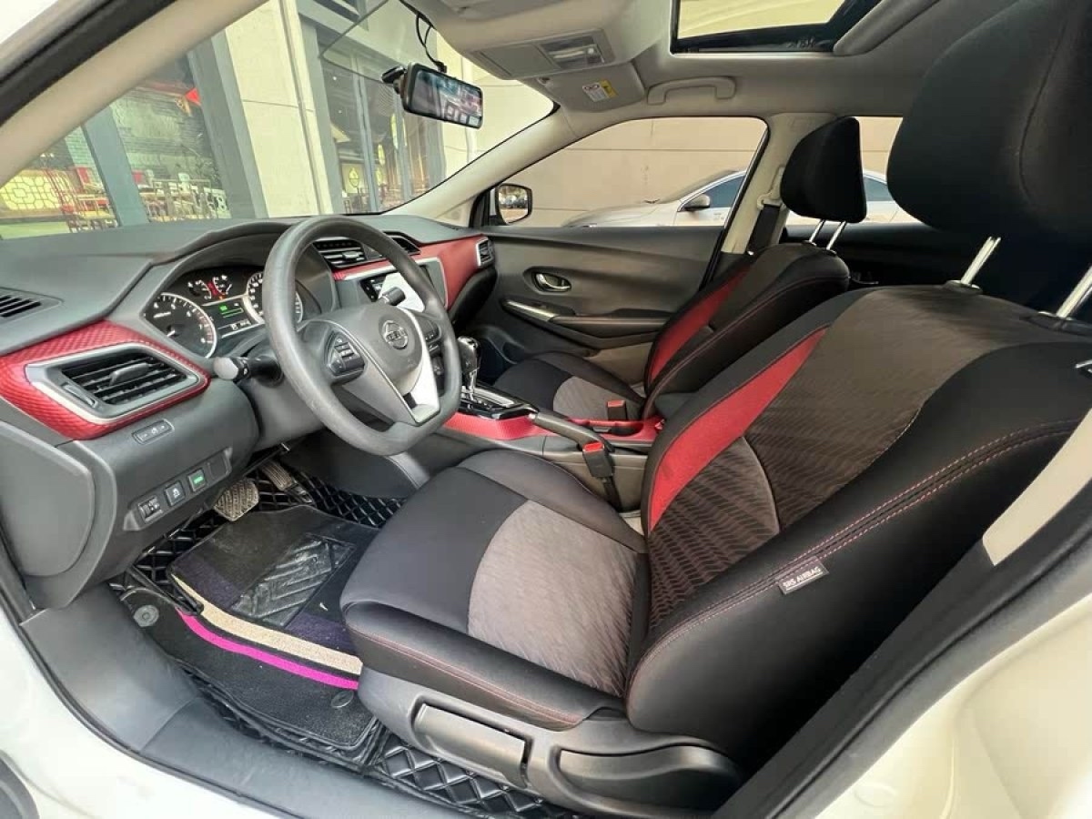 日產(chǎn) LANNIA 藍(lán)鳥  2019款 1.6L CVT智聯(lián)智酷版 國V圖片
