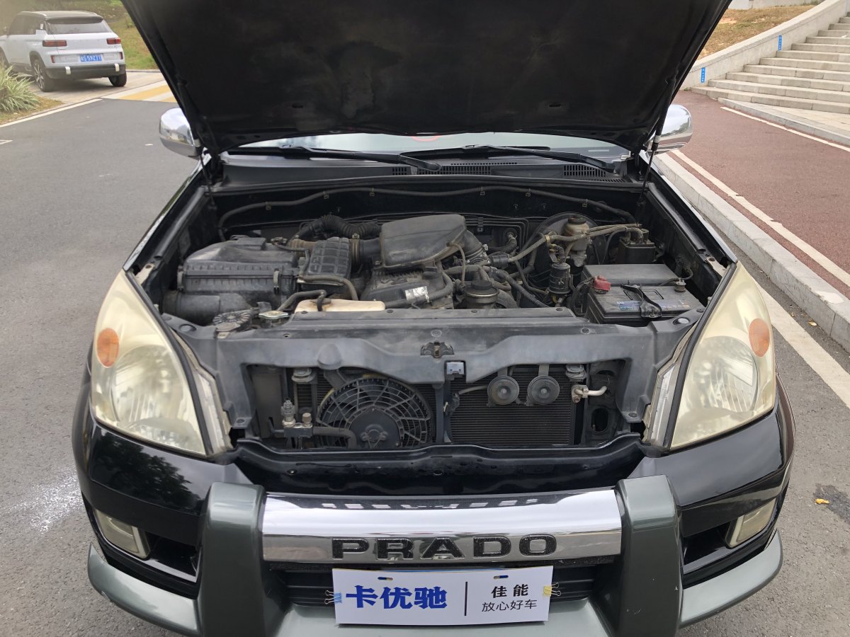 豐田 普拉多  2004款 GX 2.7自動(dòng)車型圖片