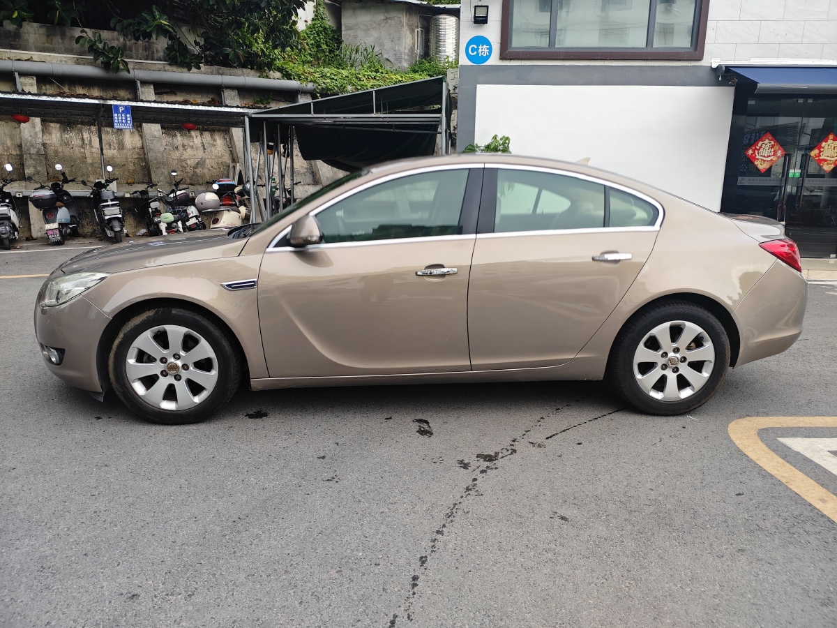 別克 君威  2011款 2.0L 舒適版圖片