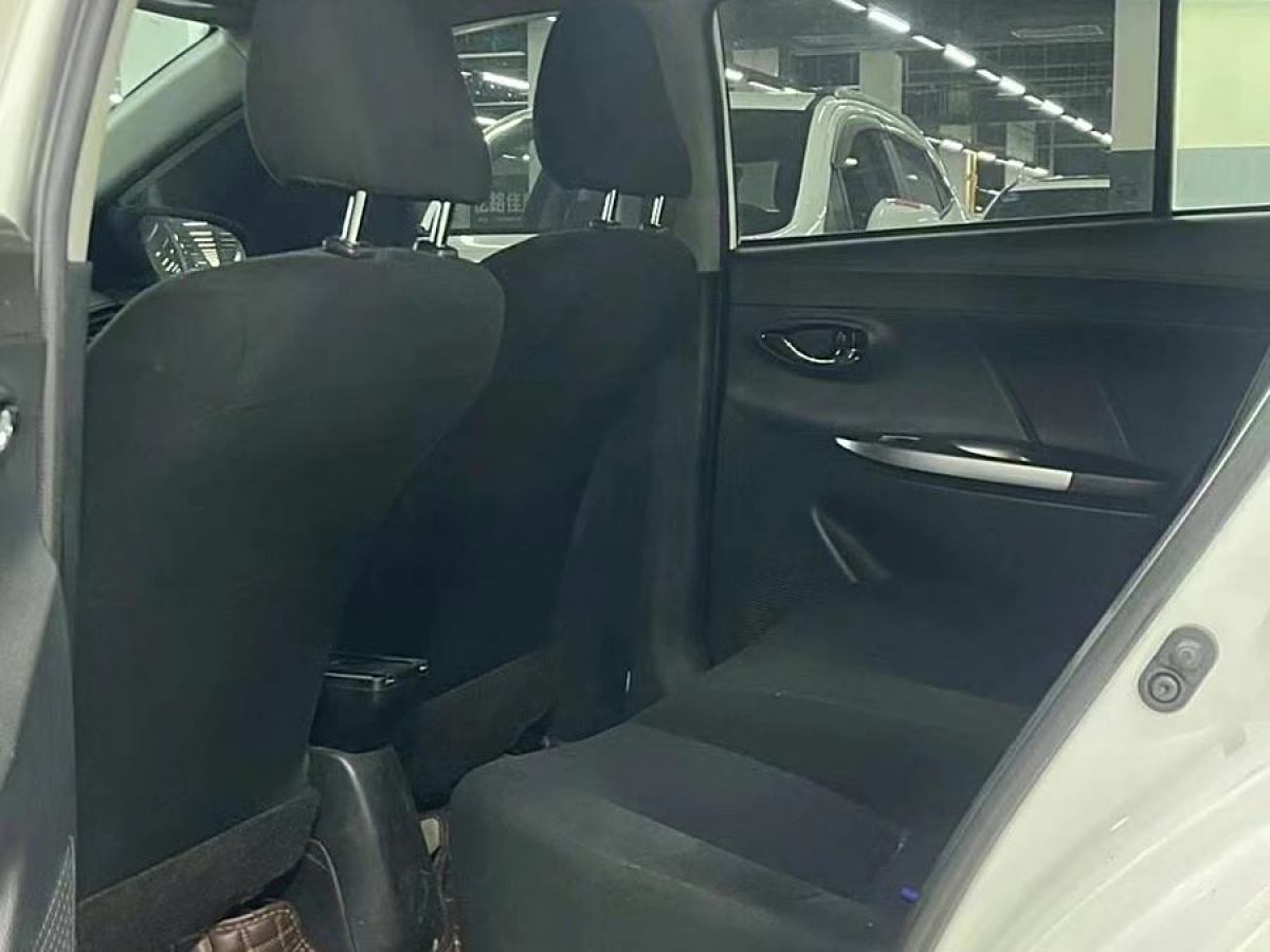 豐田 YARiS L 致炫  2014款 1.3E 手動魅動版圖片