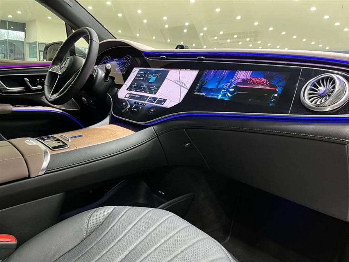 2025年3月奔馳 奔馳EQS SUV  2023款 450 4MATIC 豪華版