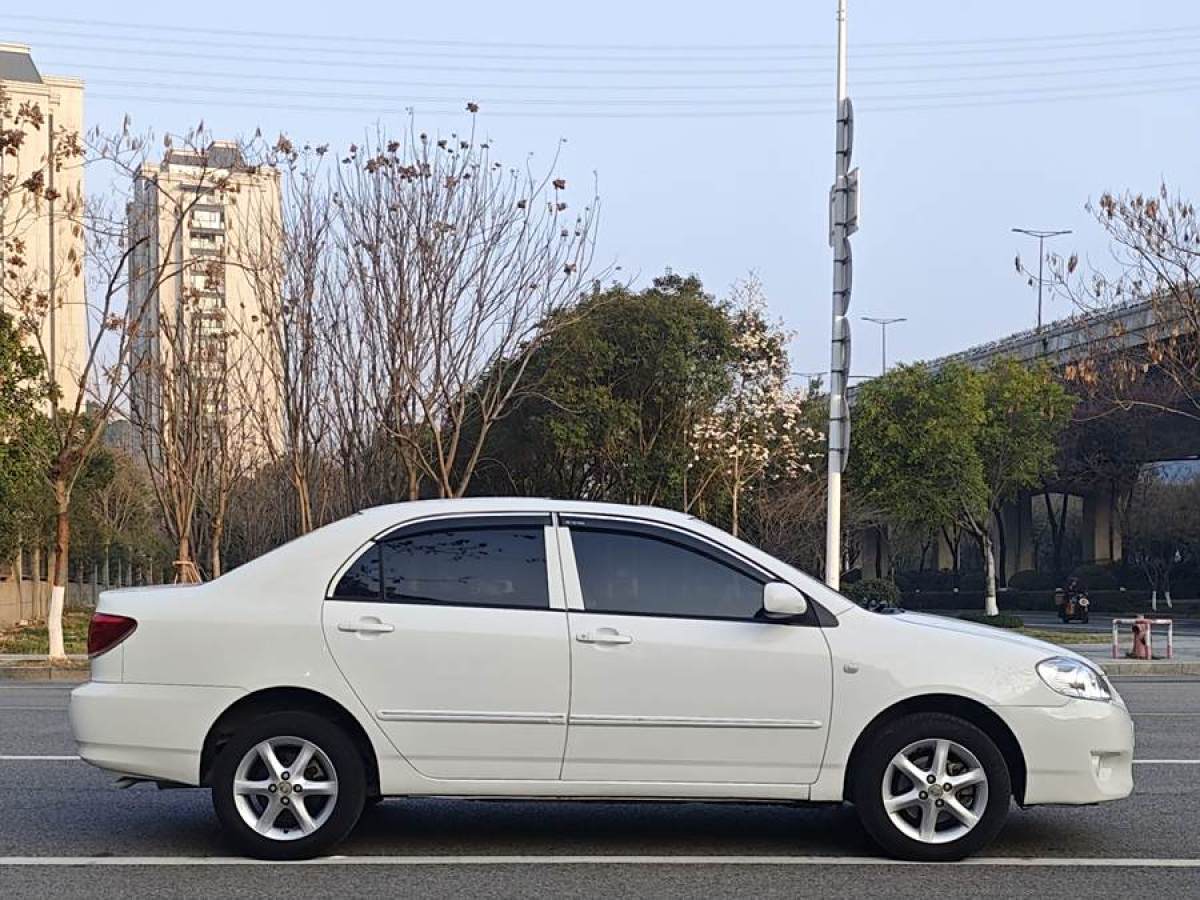 豐田 花冠  2011款 1.6L 自動(dòng)經(jīng)典版圖片