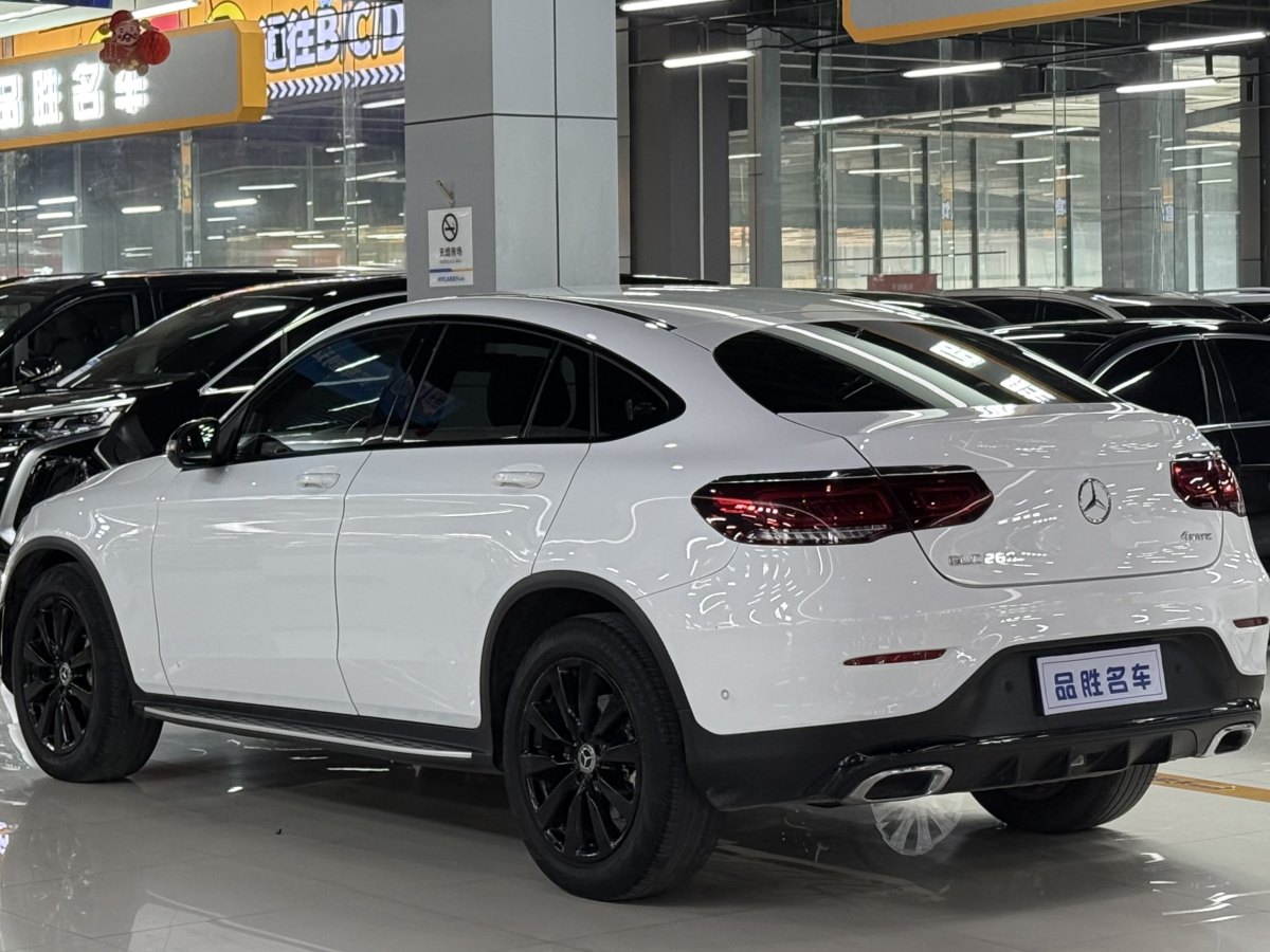 奔馳 奔馳GLC  2023款 改款 GLC 260 4MATIC 轎跑SUV圖片