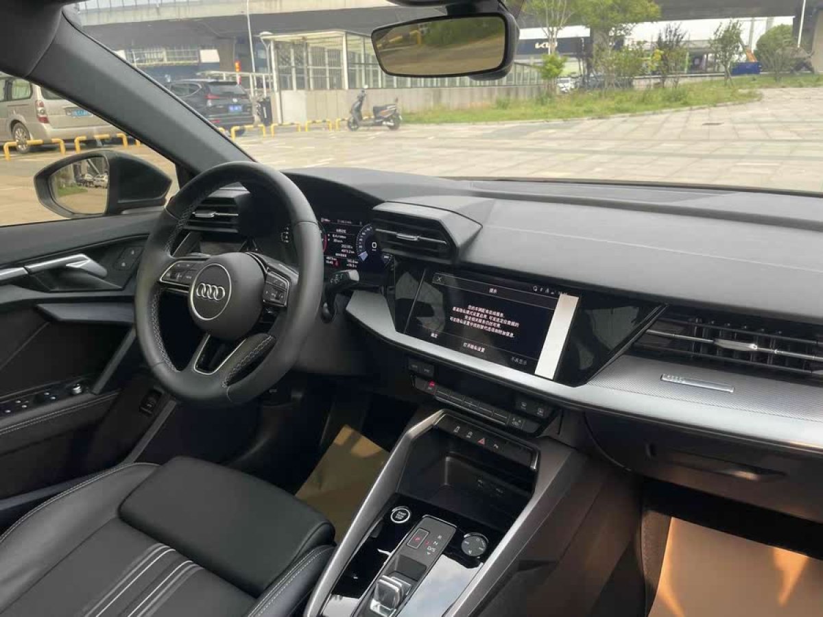 奧迪 奧迪A3  2023款 改款 Sportback 35 TFSI 時尚運動型圖片