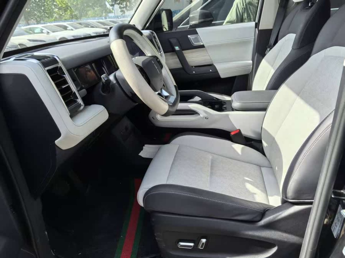 iCAR 奇瑞iCAR 03  2024款 401km 兩驅(qū)行政版圖片