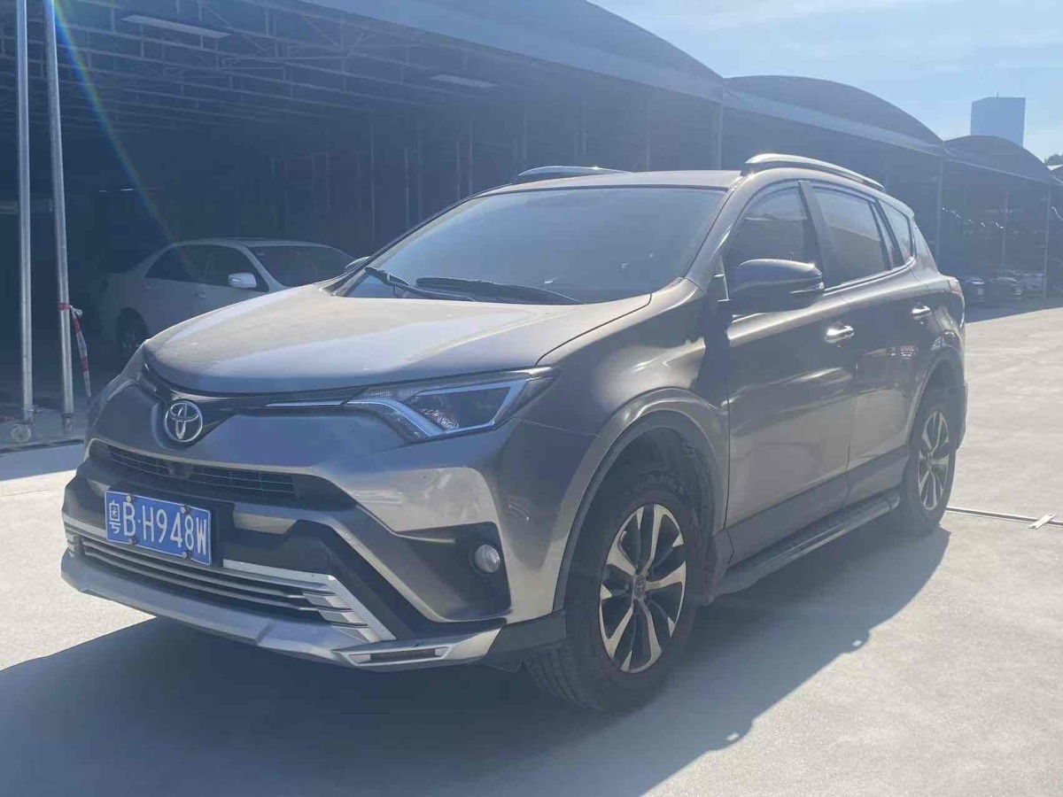 豐田 RAV4榮放  2019款 2.0L CVT兩驅(qū)風(fēng)尚X限量版 國VI圖片