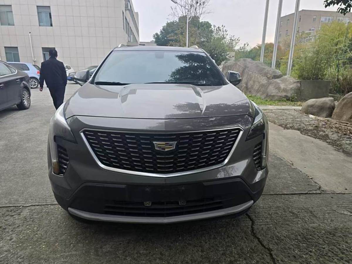 凱迪拉克 XT4  2018款 28T 兩驅(qū)領(lǐng)先型圖片