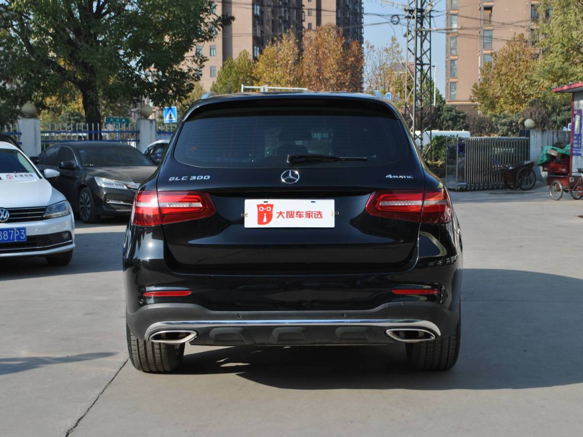 【許昌】2018年2月 奔馳 奔馳glc 2017款 glc 300 4matic 動感型 自動