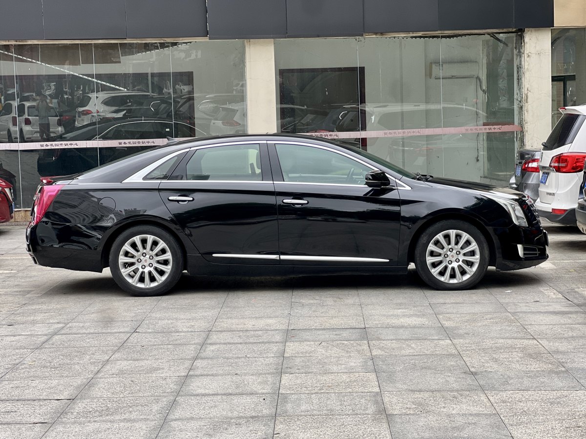 凯迪拉克 XTS  2013款 28T 豪华型图片