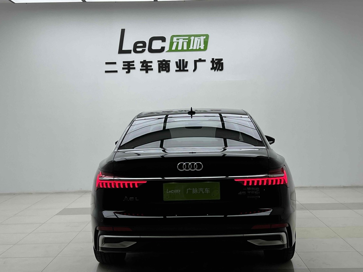 奧迪 奧迪A6L  2023款 改款 45 TFSI quattro 臻選動感型圖片