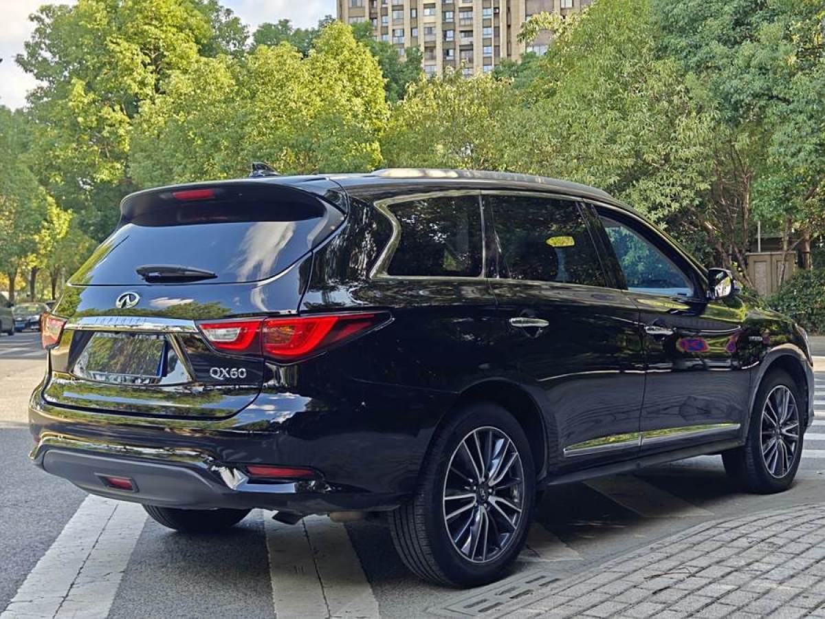 英菲尼迪 QX60  2020款 2.5 S/C Hybrid 兩驅(qū)卓越版 國VI圖片