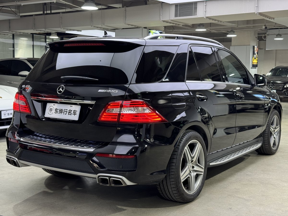 2015年8月奔馳 奔馳M級(jí)AMG  2015款 AMG ML 63