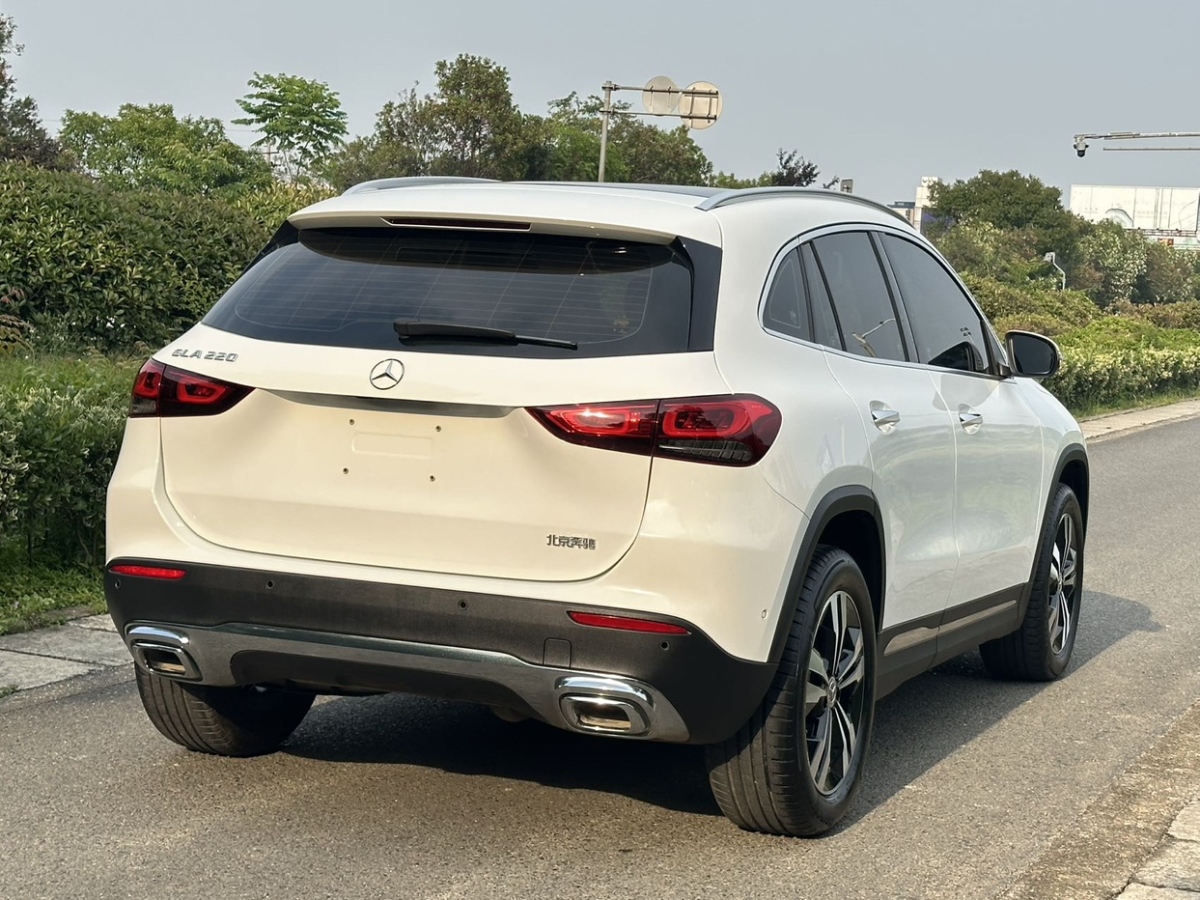 奔馳 奔馳GLA  2023款 GLA 220圖片