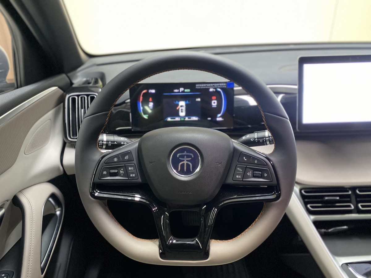 比亞迪 宋Pro新能源  2024款 榮耀版 DM-i 71KM領(lǐng)航型圖片