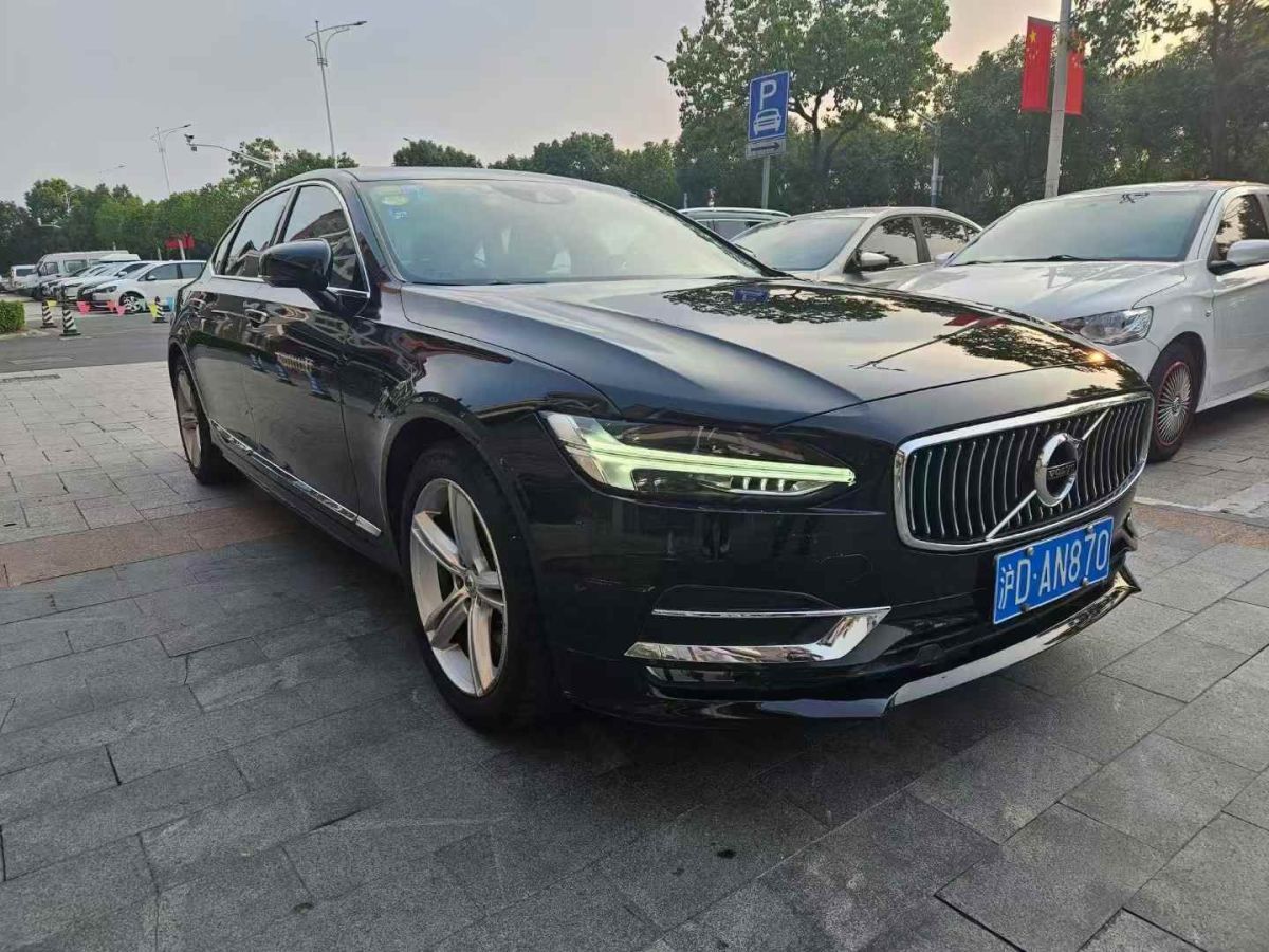 沃爾沃 S90  2018款 T4 智遠(yuǎn)版圖片