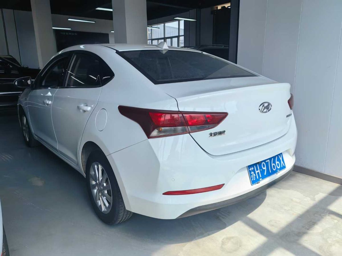 現(xiàn)代 悅納RV  2017款 1.4L 自動(dòng)活力版SPORT圖片