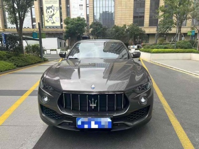 2018年8月 瑪莎拉蒂 Levante 3.0T 350Hp 經(jīng)典版圖片