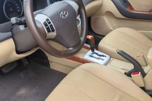 悅動(dòng) 現(xiàn)代 1.6L 自動(dòng)頂級(jí)型