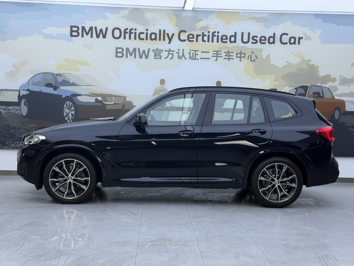 寶馬 寶馬X3  2022款 xDrive30i 領(lǐng)先型 M曜夜套裝圖片