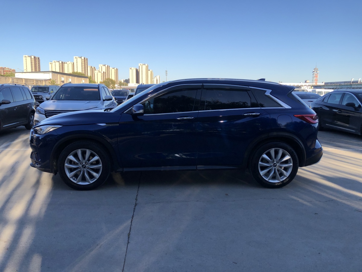 英菲尼迪 QX50  2018款 2.0T 四驅菁英版圖片