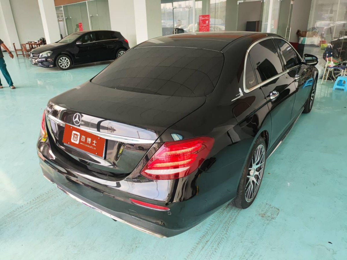 奔馳 奔馳E級  2019款 E 300 L 豪華型圖片